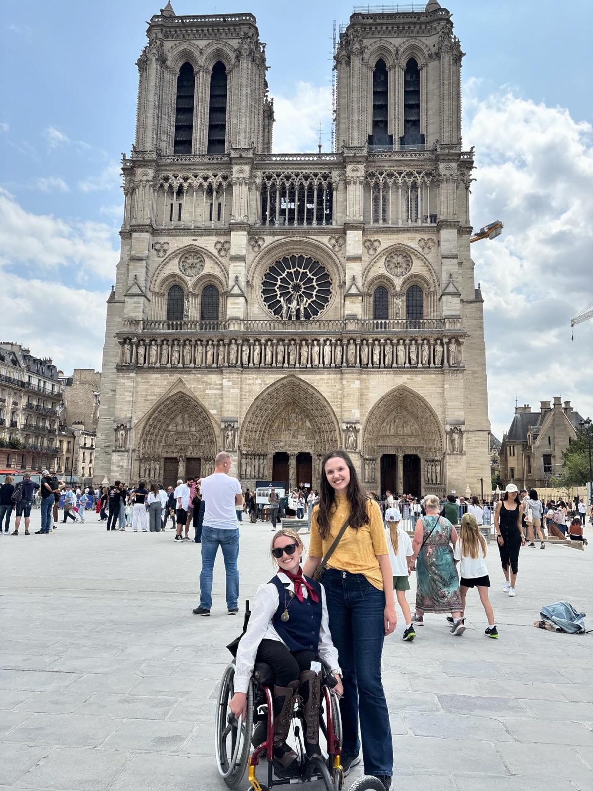 Amelia and a friend outside Notre-Dame